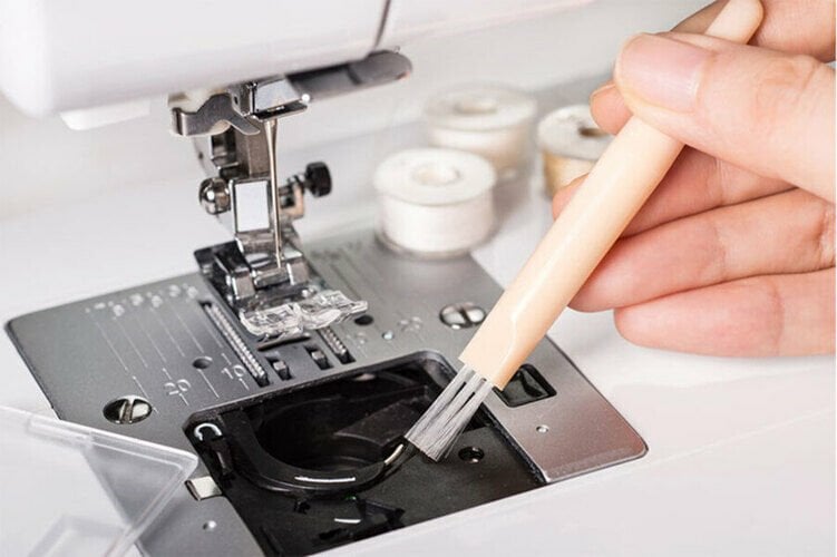 Dikiş Makinesi Bakım ve Temizliği Nasıl Yapılır ?